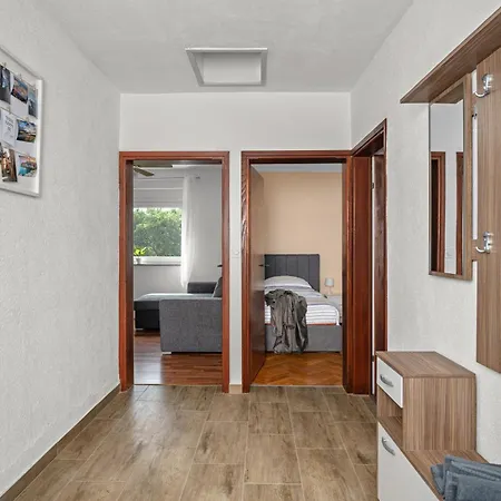Fortuna Fuer Bis Zu 9 Personen Und Mit Beheiztem Aussenpool Casa vacanze Labin (Istria)