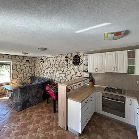 Holiday home Fortuna Fuer Bis Zu 9 Personen Und Mit Beheiztem Aussenpool *