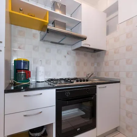 Fortuna Fuer Bis Zu 9 Personen Und Mit Beheiztem Aussenpool Holiday home *