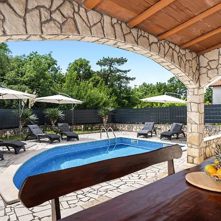 Fortuna Fuer Bis Zu 9 Personen Und Mit Beheiztem Aussenpool Semesterbostad Labin (Istria)